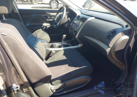 2015 Nissan Altima 2.5 S z USA, uszkodzony, nr VIN 1N4AL3AP9FC585392